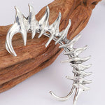 Thorn Spine Skeleton Mechanical Wind Earhook