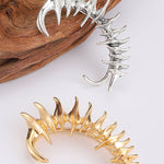 Thorn Spine Skeleton Mechanical Wind Earhook